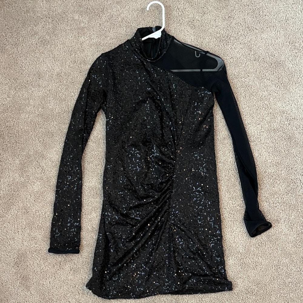 Black Sequin Long-Sleeve Dance Costume